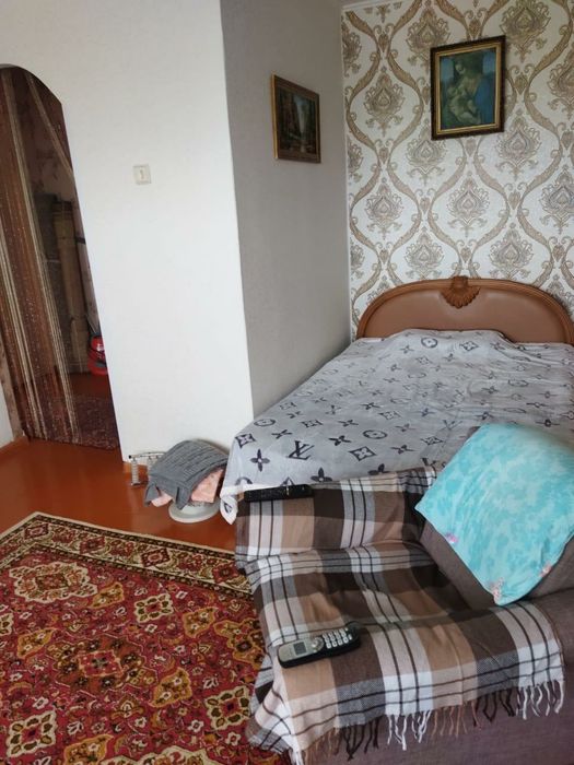 Продам квартиру в ТОПАРЕ