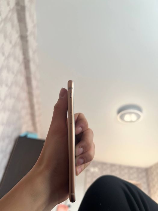 Продам айфон 8 256гб