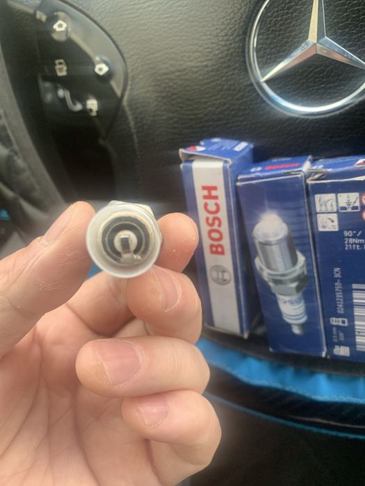 продам свечи bosch новые