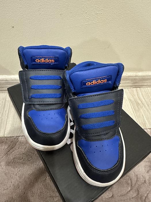 Adidas детски 25,1/2
