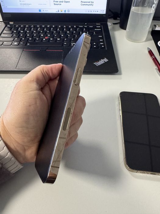 VAND(nu schimb)iphone 13pro 512 gb gold neverlock