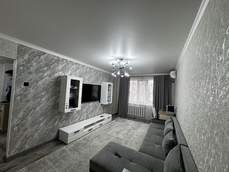 Продам 3-х ком квартиру