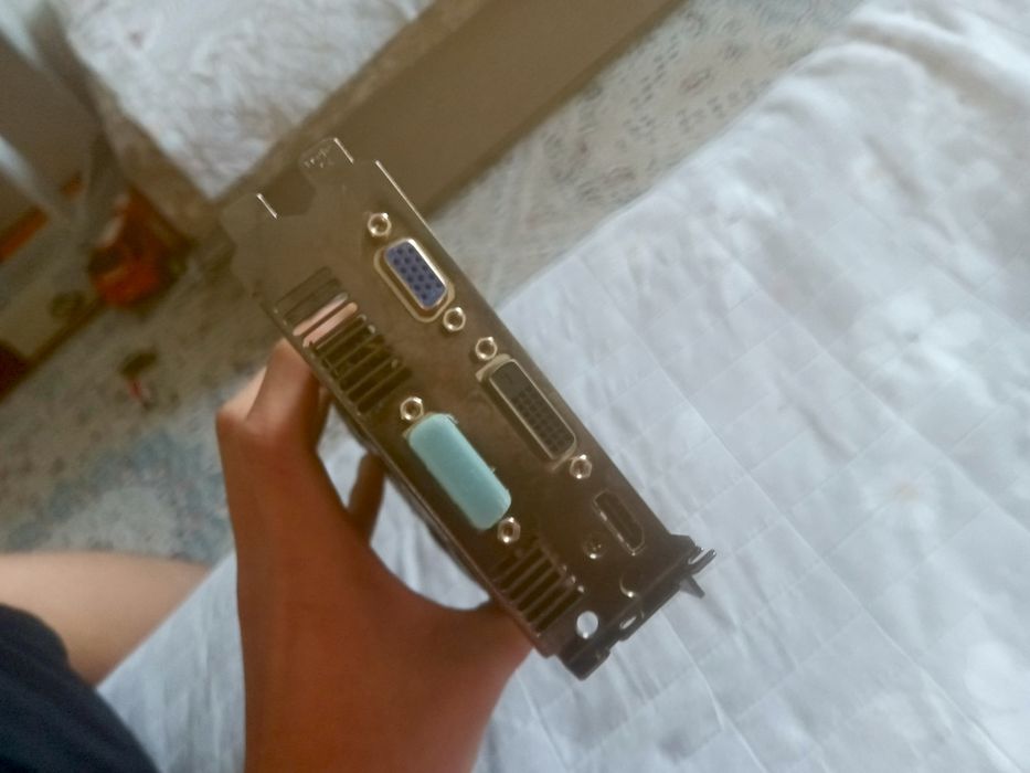 Продается GTX 750 ti