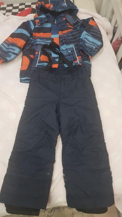 Продам зимние вещи: комбенизон, зимний костюм, осенняя куртка для маль