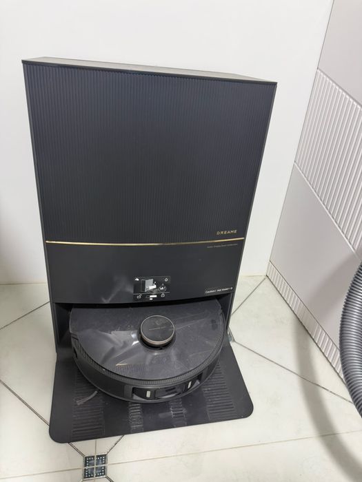 Продам робот-пылесос Dream Ultra 30