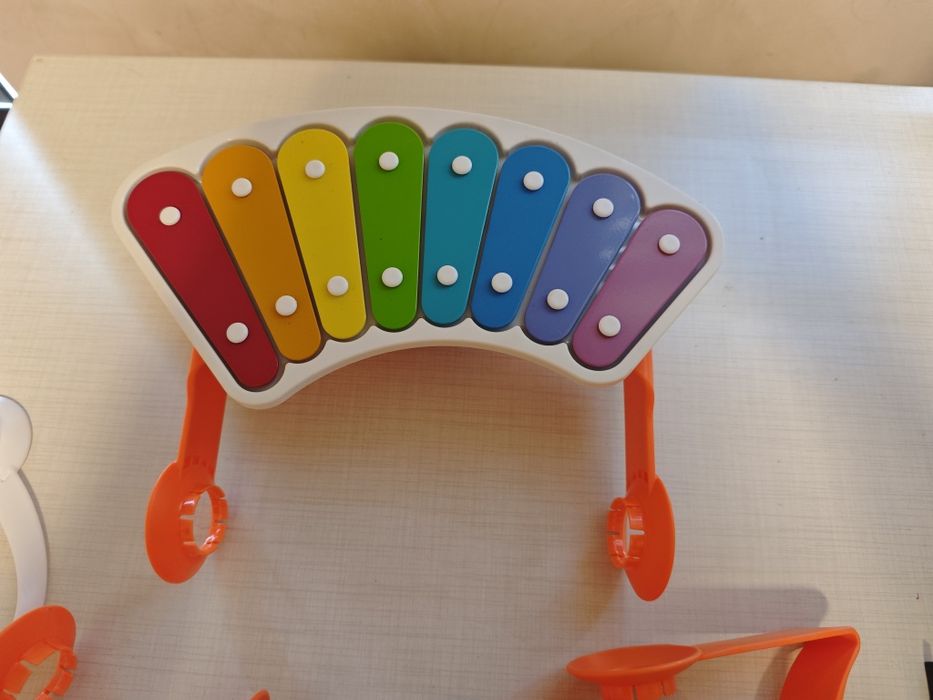 Роботи за прогрмиране Dash и Dot