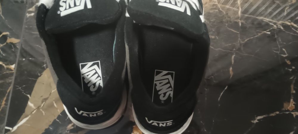 VANS Hylane Low  mărime 41