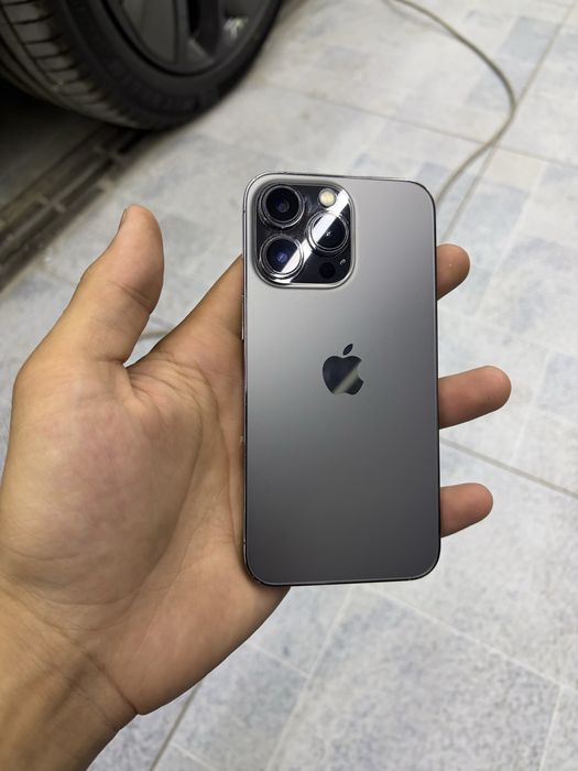 Iphone 13 pro feys ishlamidi bold hama joyi zor ishlidi dastavka bor