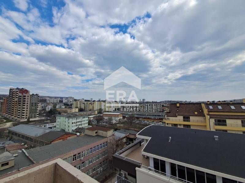 Продава се Двустаен апартамент в Варна, Победа - 68 кв.м за 1765 €/кв.м - Снимка #5