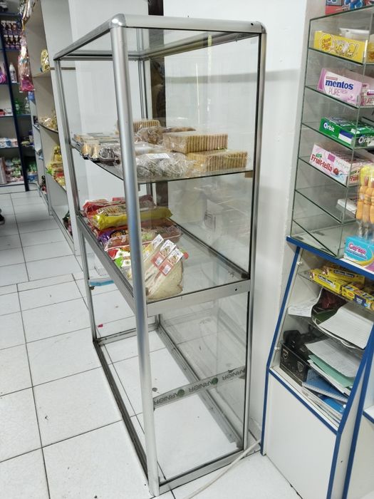 Продам полки стеклянный
