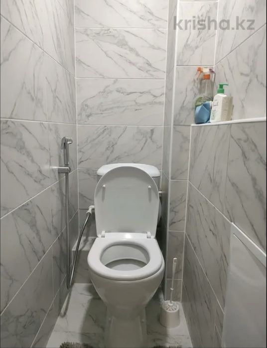 Продам 3 к кв в 11 мкр