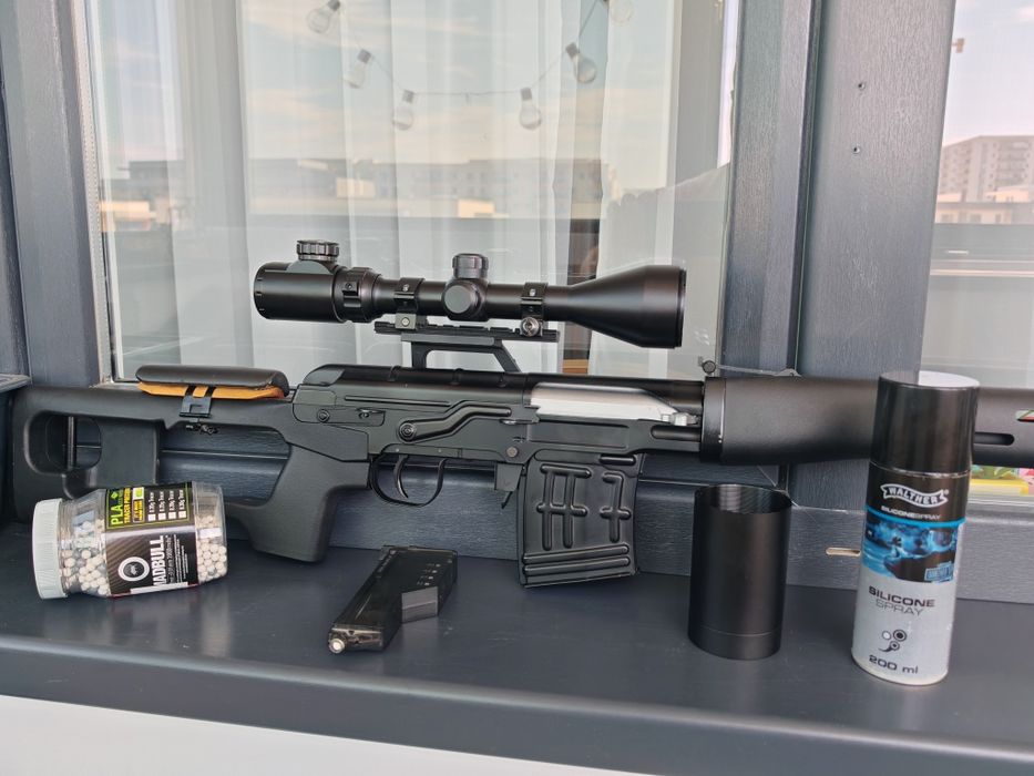 Airsoft SVD Dragunov ACM 170 m/s + Luneta 3-9x50 iluminata + Bile 0.36 g