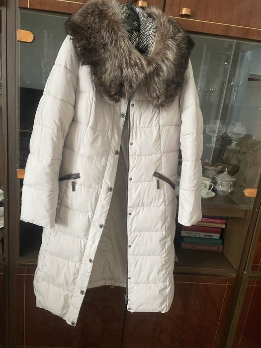 Пуховик и пальто женское