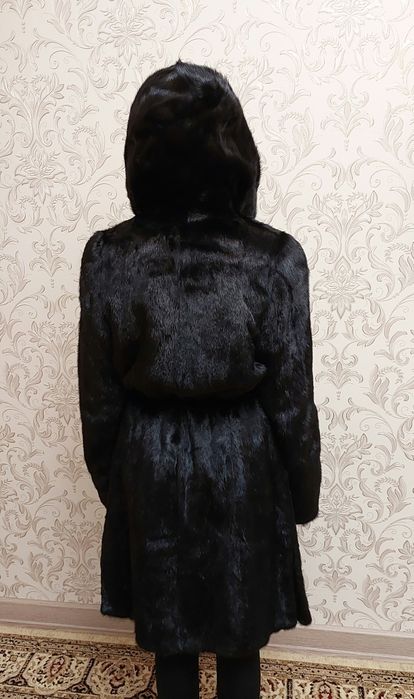 Продам шубу норковую