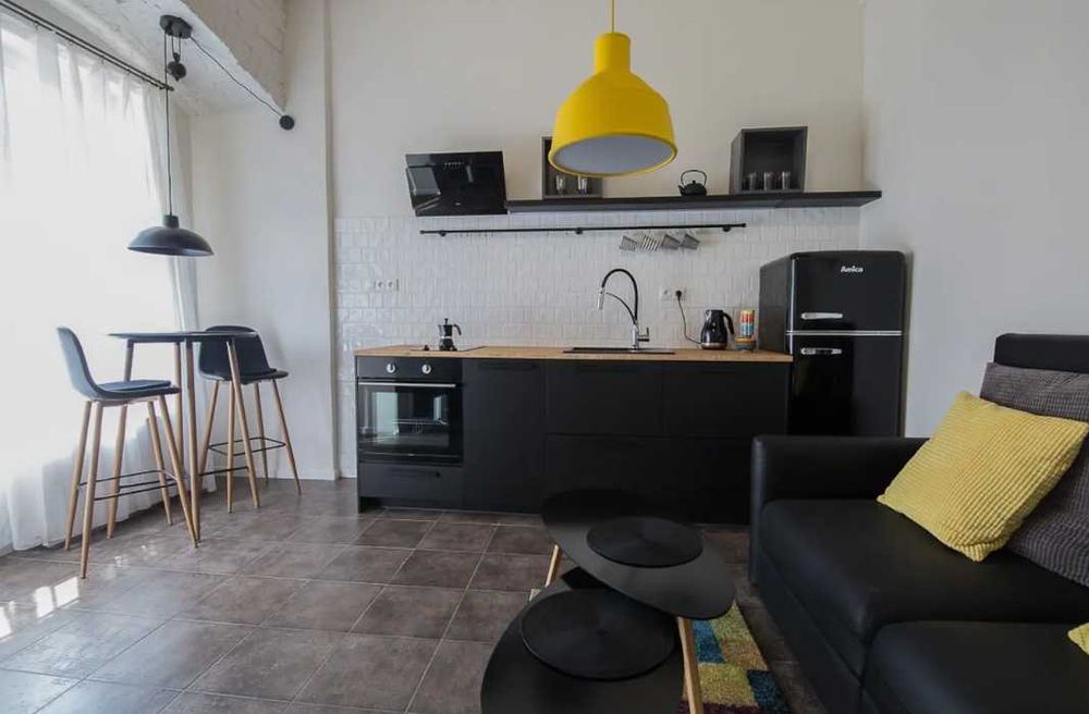 Дава се под наем Двустаен апартамент в Пловдив, Каменица 2 - 61 кв.м за 219.3 € - Снимка #1