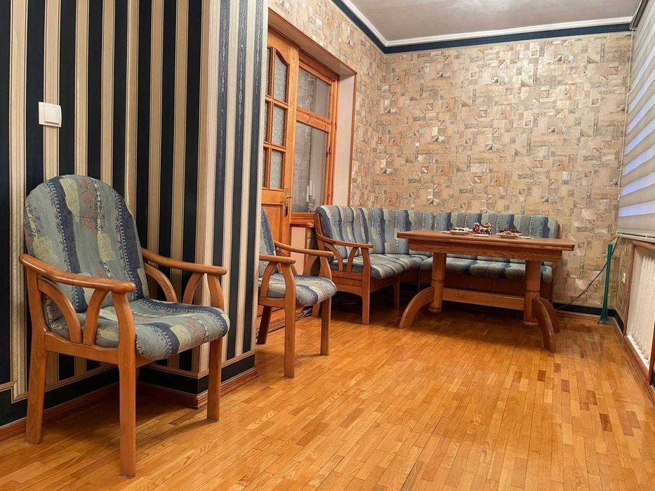 Продается своя 4/4/5 по адресу, который Вы будете называть с гордостью