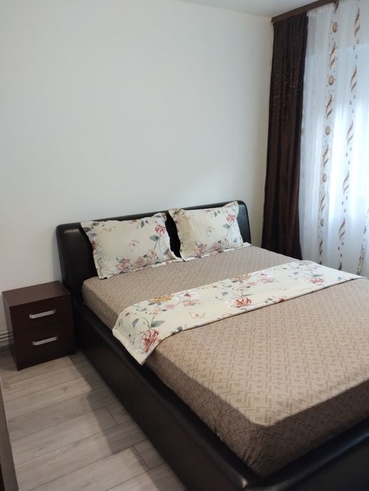 Inchiriez apartament 2 camere cf.1 dec. et 1 - Prundu-Romaria