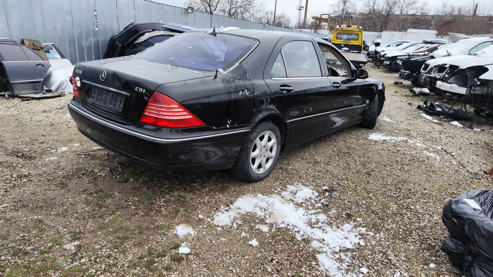 На части Mersedes S класа W220  320CDI  2004г