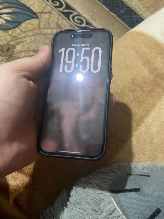 Продам айфон 15 про