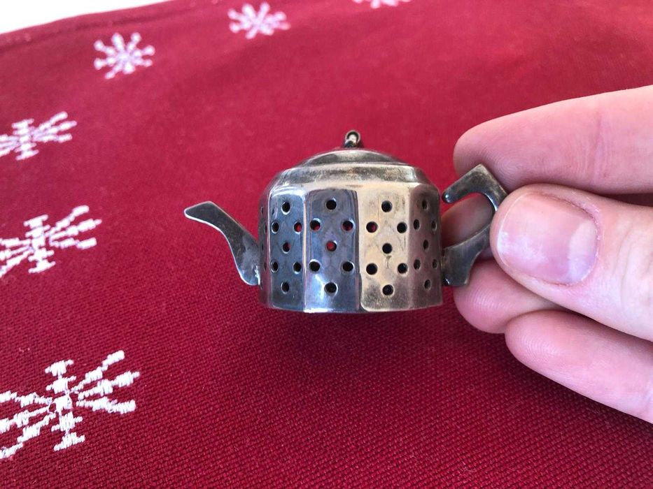 Infuzor pentru Ceai Argintat WMF (1850-1890) - Piesă Rară de Colecție