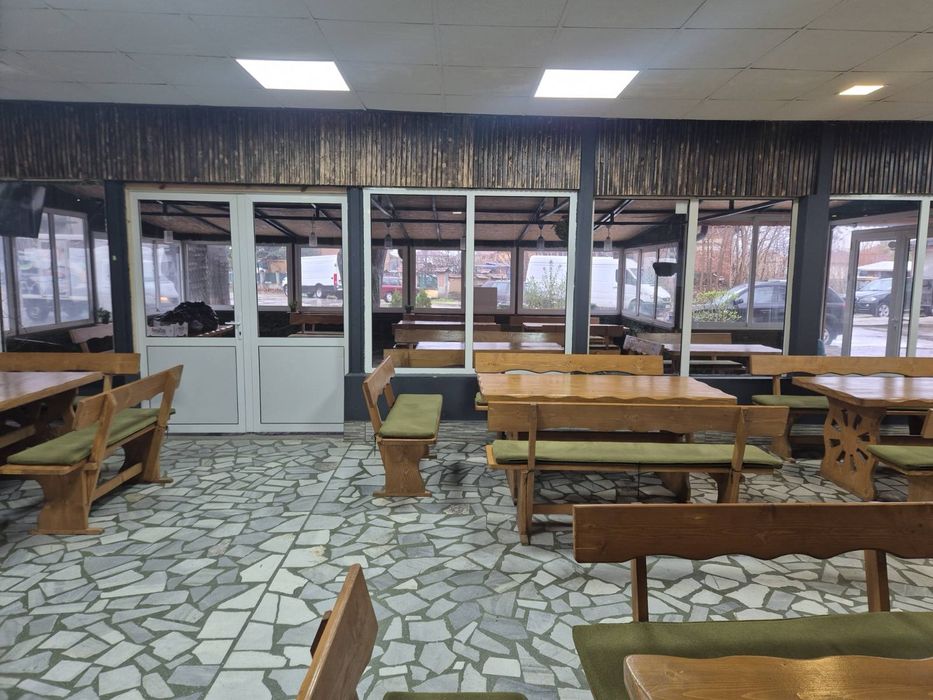 Дава се под наем Заведение в Пазарджик, Идеален център - 200 кв.м за 663 € - Снимка #7