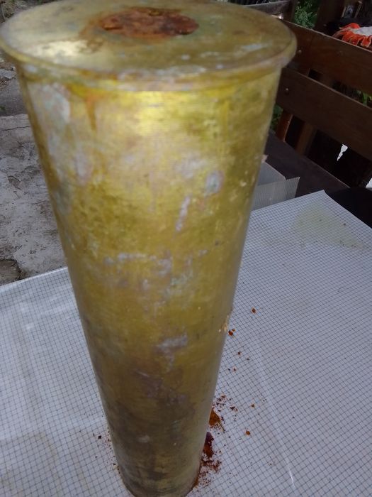 Колекционерска артилерийска гилза.