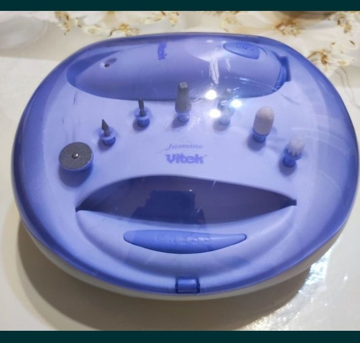 Маникюрный набор vitek