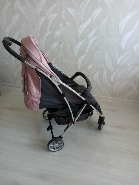 коляска детская прогулочная