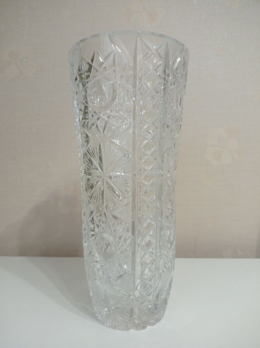 Хрустальная ваза