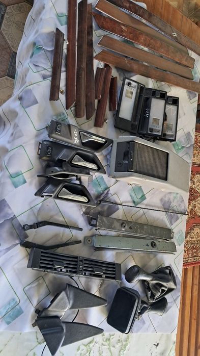 Мерс.124Е.обшивки дверные.