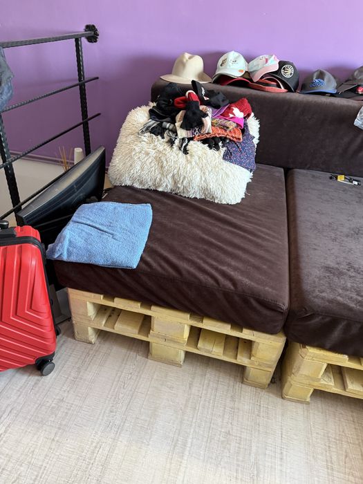 Canapea coltar modulara deosebita baza rezistenta europalet perini sup