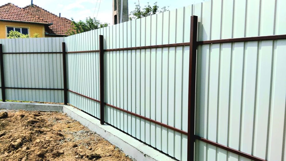 Construcțiie Garduri Metalice,Lemn și Plasa