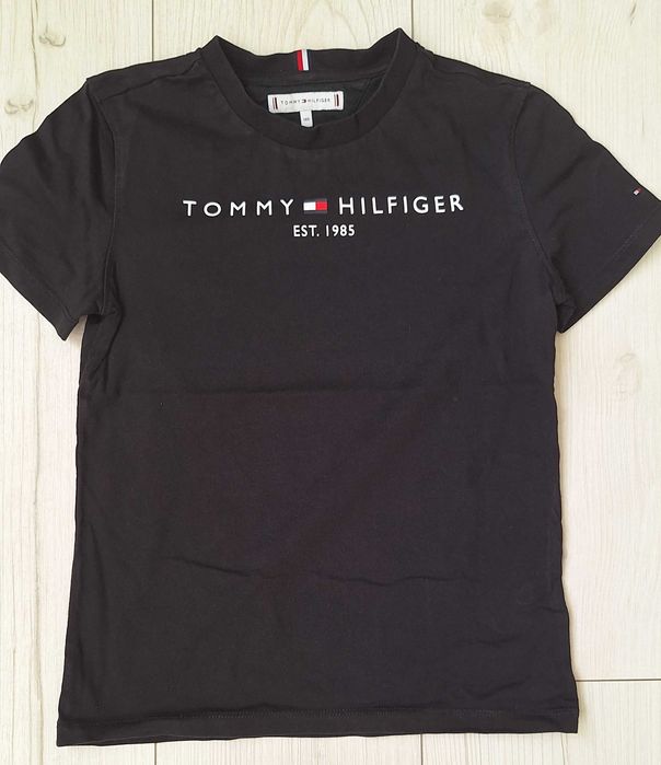 Дрехи за момче-Guess,Pause,Armani