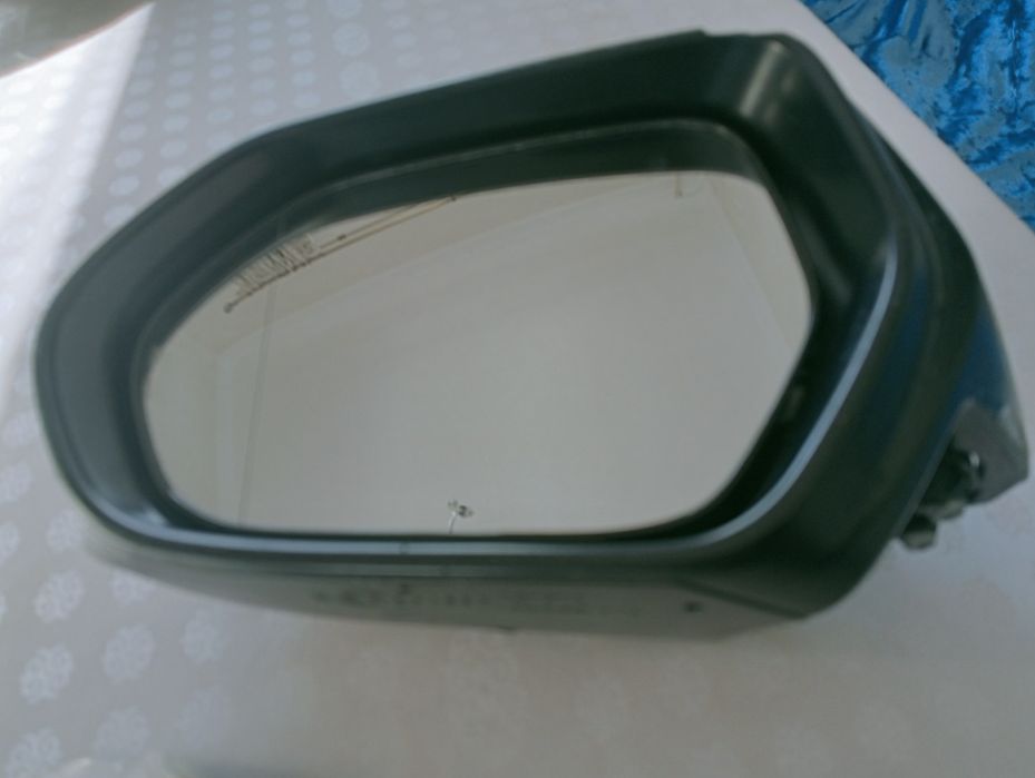 Продам Зеркало Тойота 70