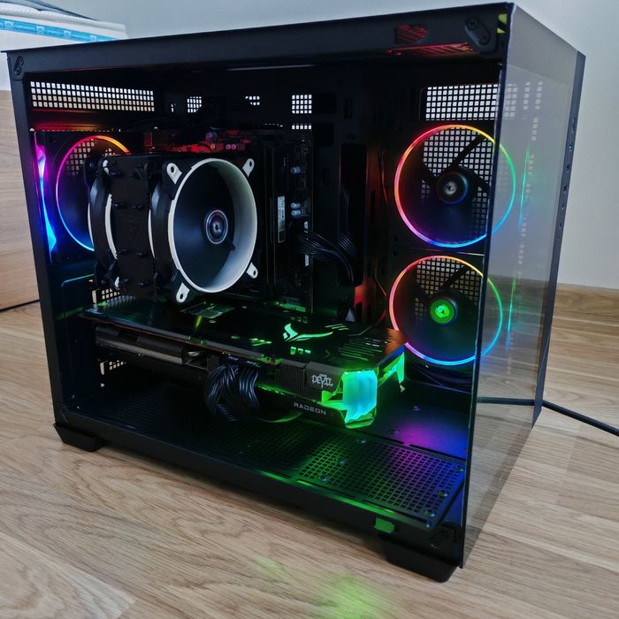 Гейминг компютър  R5 3600, RX6700XT, 2TB, 16GB RAM