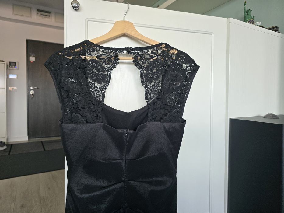 Rochie neagra tafta