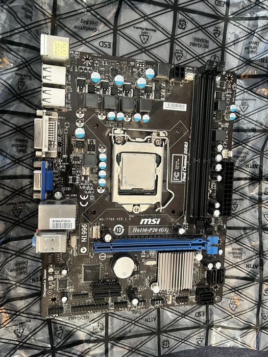 Продам материнскую плату