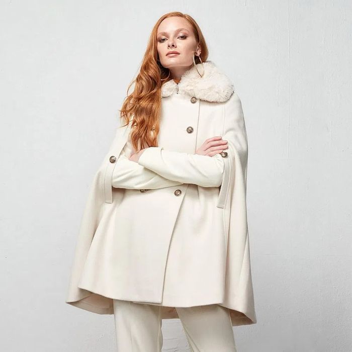 Дамско палто тип пелерина BSB, палто Melissa + подарък и рокля Guess