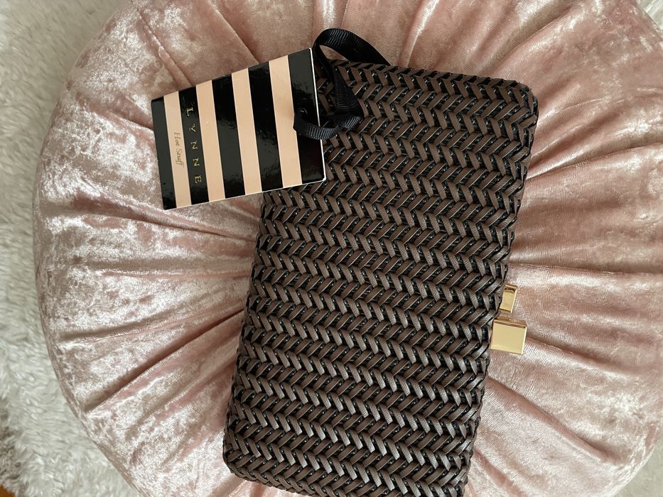 НОВА дамска мини чанта Lynne