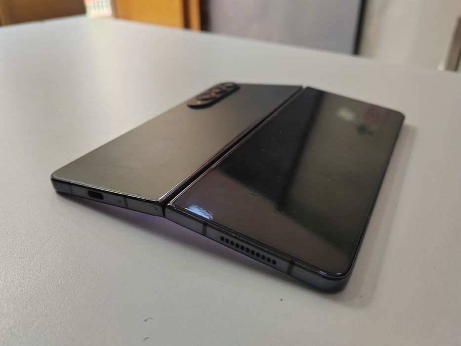Samsung Z Fold 4 256gb 12gb RAM - Magazin Cashgen
