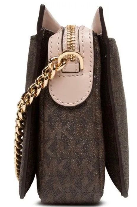 Чанта Michael Kors.
