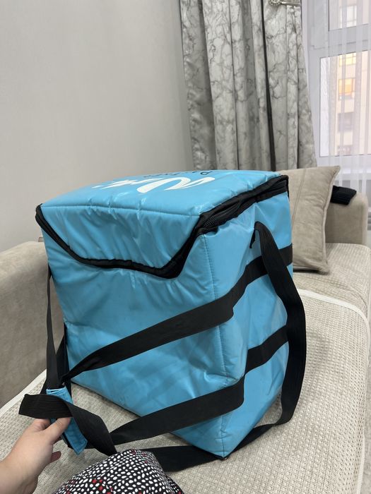 Термо Сумка вольт в отличном состоянии