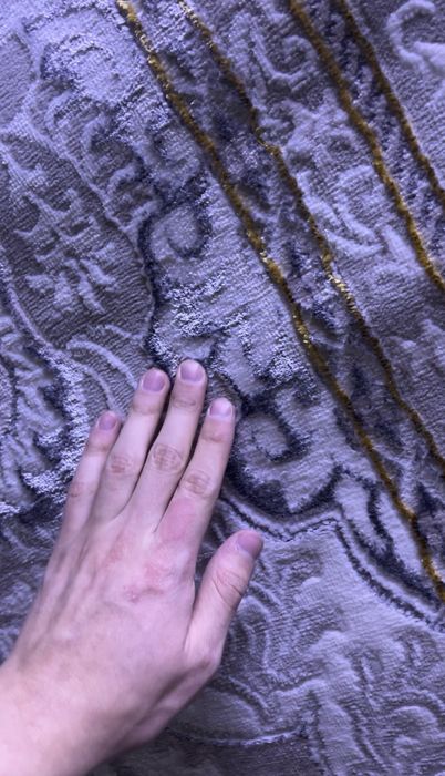 Кілем сатылады срочна