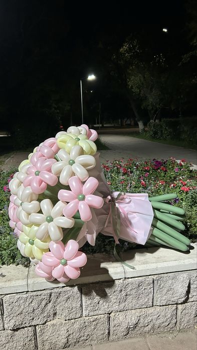 Цветы из шаров. Букеты из шаров