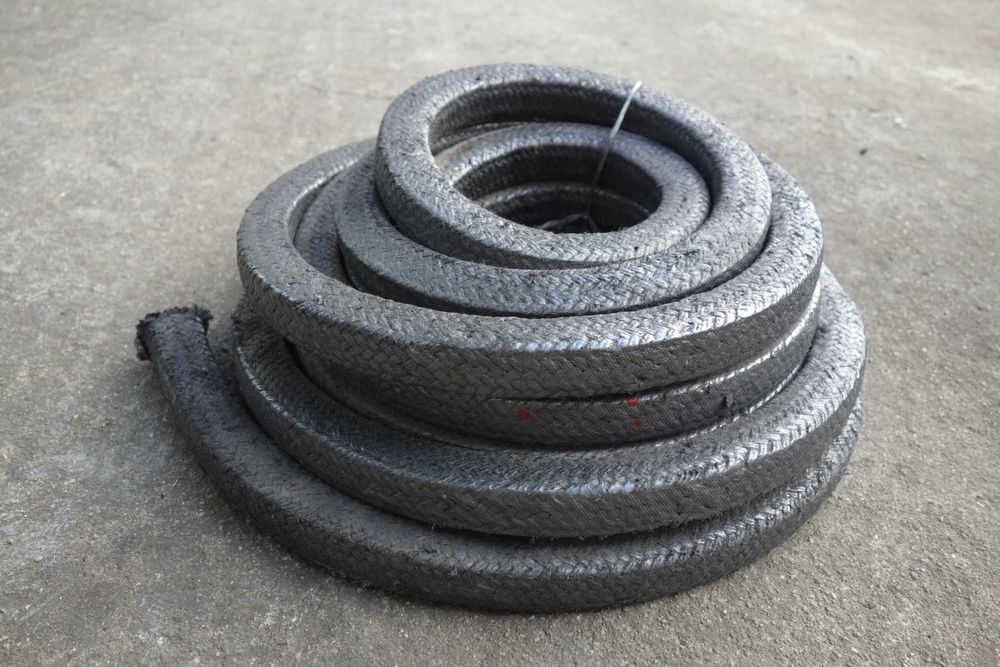 Графитна лоена набивка