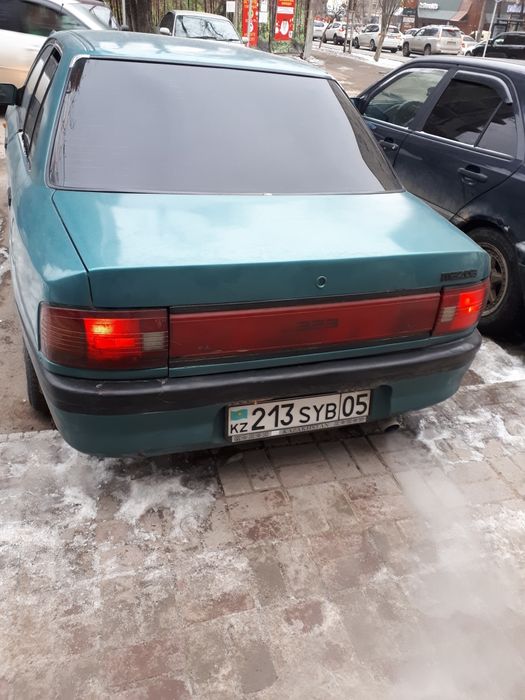 Мазда 323 седан 1992г