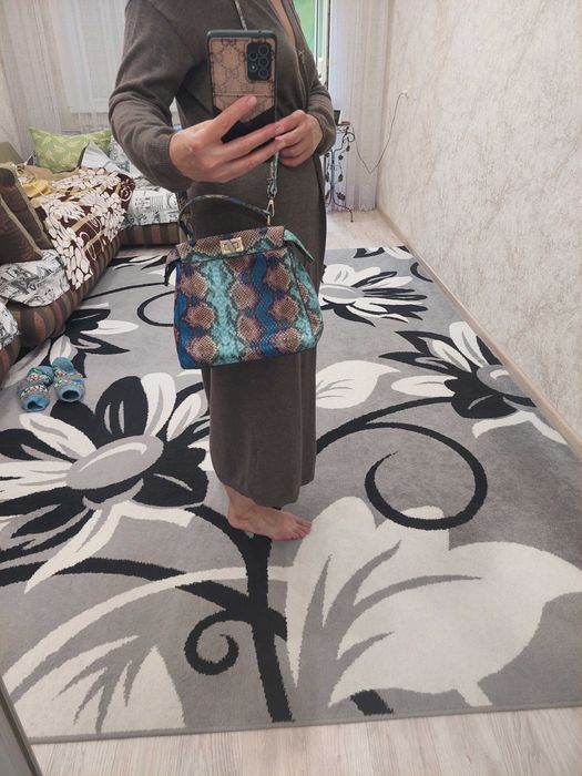 Сумки 6 шт в разных цветах