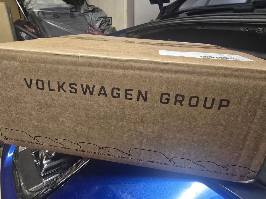 Воден радиатор OEM 8W0121218