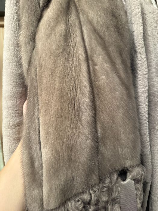 Продаю шубу новую