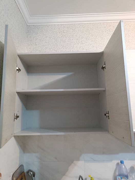 Плита, кухонный гарнитур